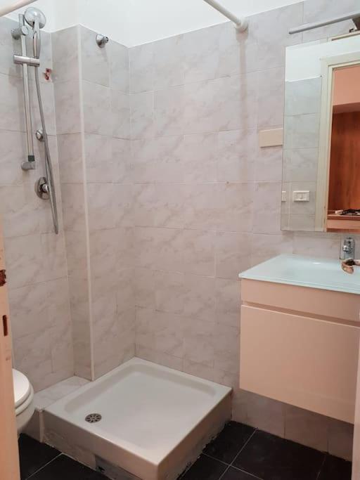 La Casa Di Marisela In Via Emanuele Filiberto Leilighet Roma Eksteriør bilde